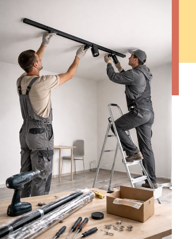 Установка трековых светильников в натяжной потолок в Элисте от 4350 руб. | ОТДЕЛОЧНИК-Элс